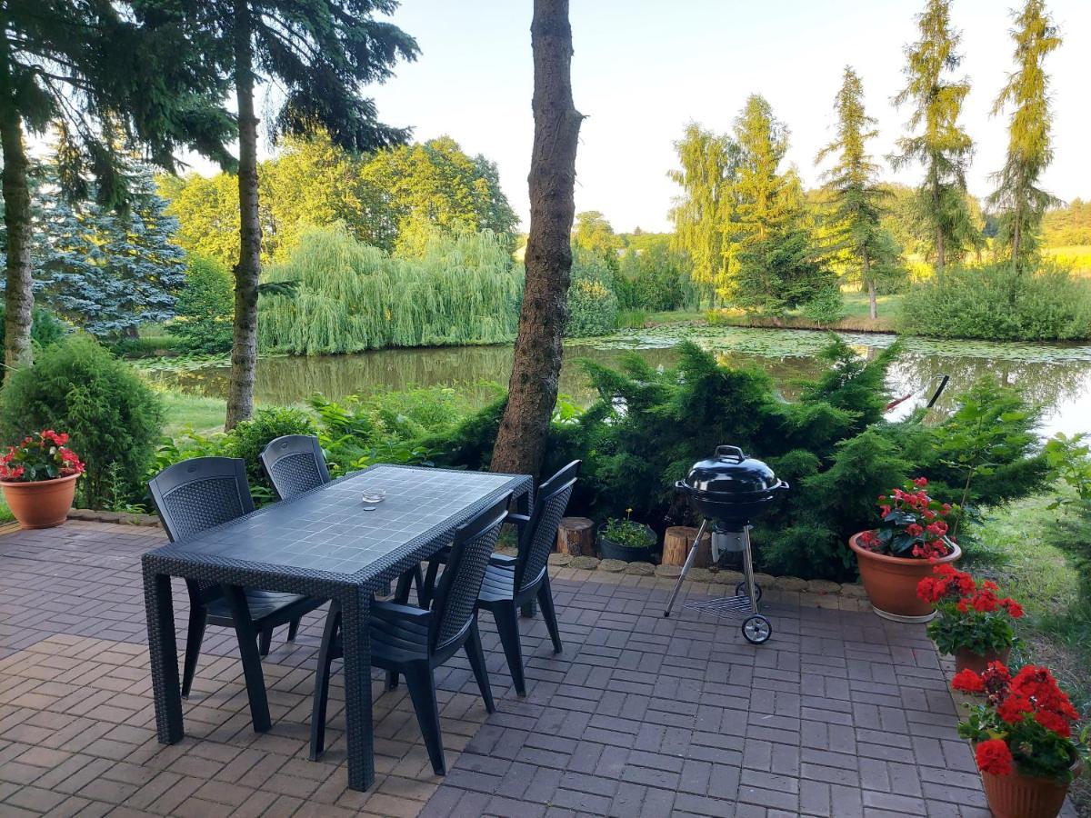 Dom Wakacyjny Z Ogromnym Ogrodem Witaszyn Bagian luar foto